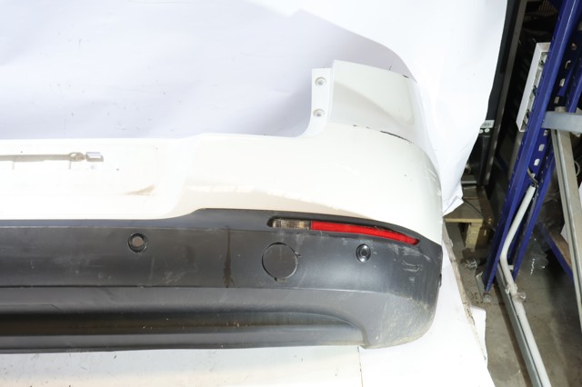 Zderzak tylny 5N0807421G VAG