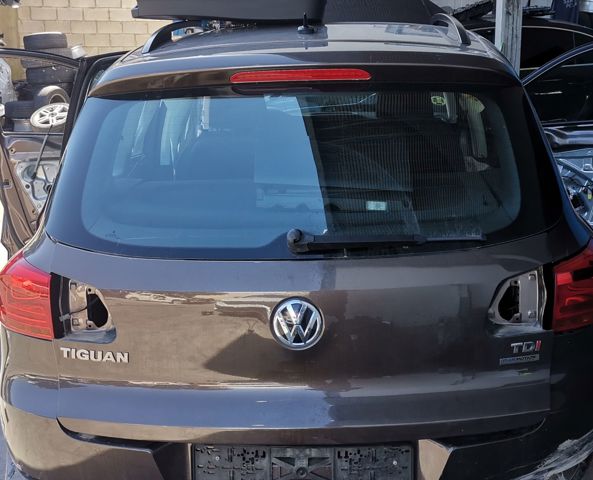 Drzwi tylne (bagażnika 3/5) Volkswagen Tiguan 1 5N1, 5N2