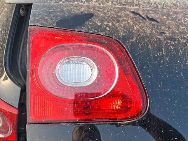 Lampa zespolona tylna lewa wewnętrzna 5N0945107B VAG