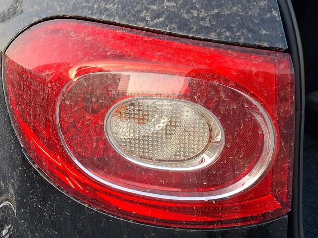 Lampa zespolona tylna lewa zewnętrzna 5N0945111D VAG