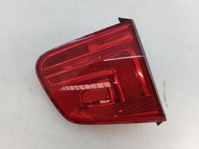 Lampa zespolona tylna lewa wewnętrzna 5N0945309 VAG