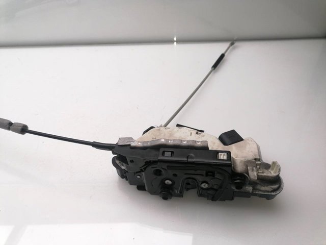 Zamek drzwi przednich lewych 5N1837015N VAG