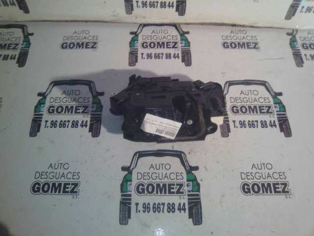 Zamek drzwi przednich prawych 5N1837016C VAG