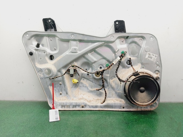 Mechanizm podnoszenia szyby drzwi przednich lewych 5N1837729G VAG