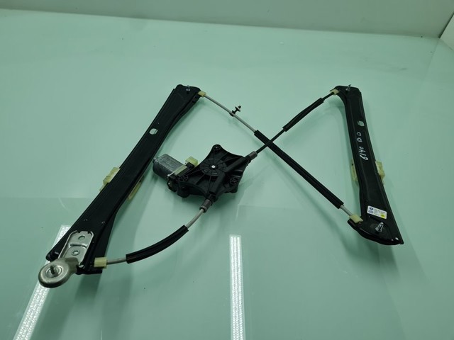 Mechanizm podnoszenia szyby drzwi przednich prawych 5NA837462A VAG