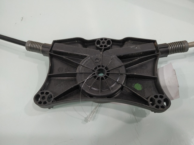 Mechanizm podnoszenia szyby drzwi przednich prawych 5NA837462A VAG