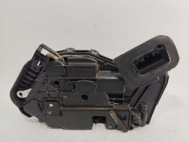 Zamek drzwi tylnych prawych 5NA839016C VAG