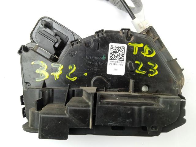 Zamek drzwi tylnych prawych 5NA839016C VAG