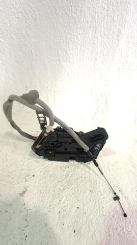 Zamek drzwi tylnych prawych 5NA839016E VAG