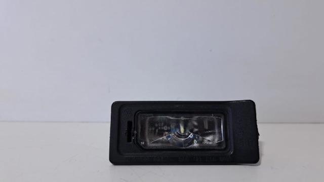 Lampa oświetlenia tylnej tablicy rejestracyjnej 5NA943021 VAG