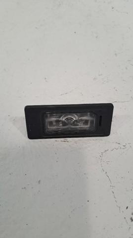 Lampa oświetlenia tylnej tablicy rejestracyjnej 5NA943021 VAG