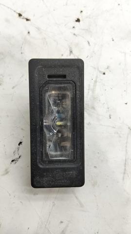Lampa oświetlenia tylnej tablicy rejestracyjnej 5NA943021 VAG
