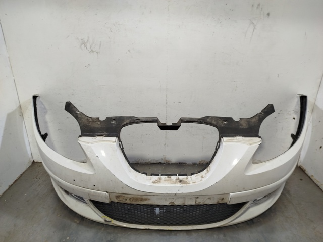 Zderzak przedni 5P0807217MGRU VAG