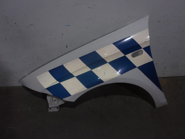 Błotnik przedni lewy 5P0821021A VAG
