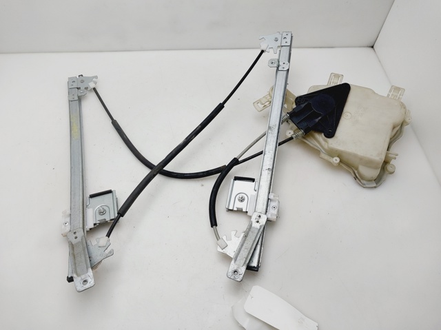 Mechanizm podnoszenia szyby drzwi przednich lewych 5P0837461 VAG