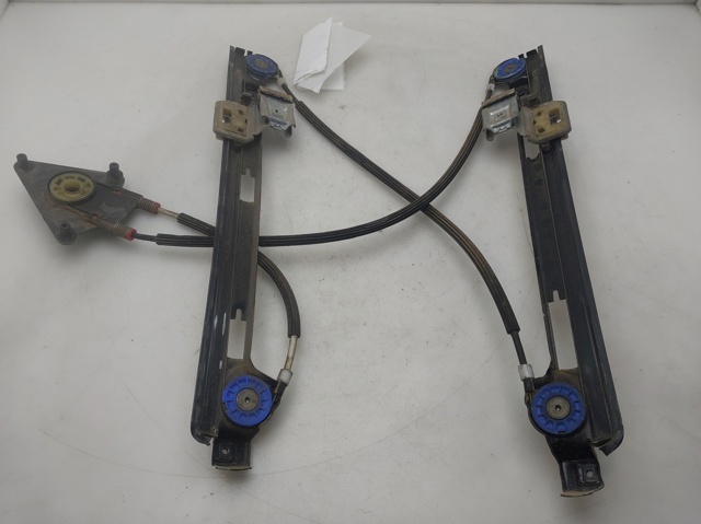Mechanizm podnoszenia szyby drzwi przednich lewych 5P0837461 VAG