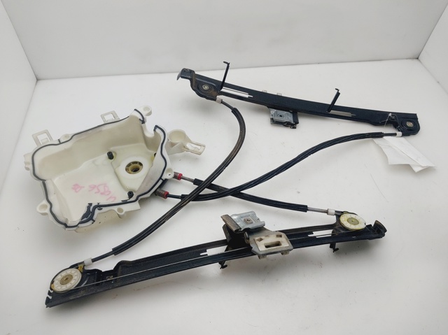 Mechanizm podnoszenia szyby drzwi przednich lewych 5P0837461 VAG