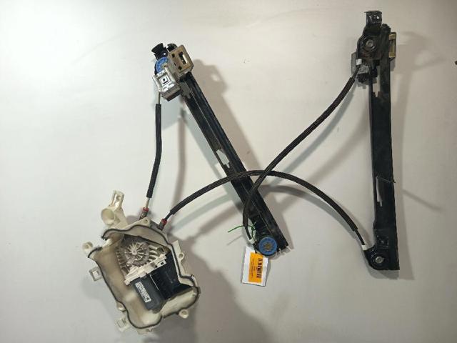 Mechanizm podnoszenia szyby drzwi przednich lewych 5P0837461 VAG