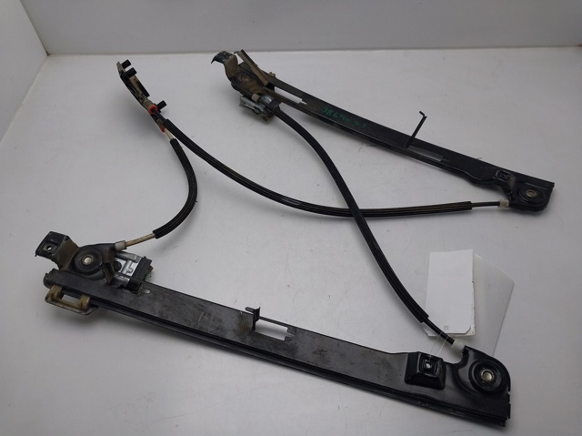 Mechanizm podnoszenia szyby drzwi przednich lewych 5P0837461 VAG