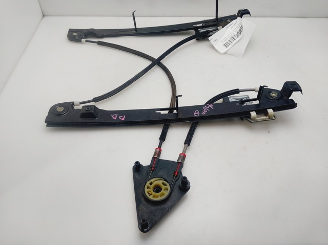 Mechanizm podnoszenia szyby drzwi przednich prawych 5P0837462 VAG