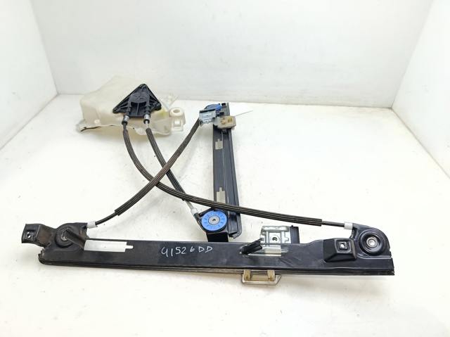 Mechanizm podnoszenia szyby drzwi przednich prawych 5P0837462 VAG