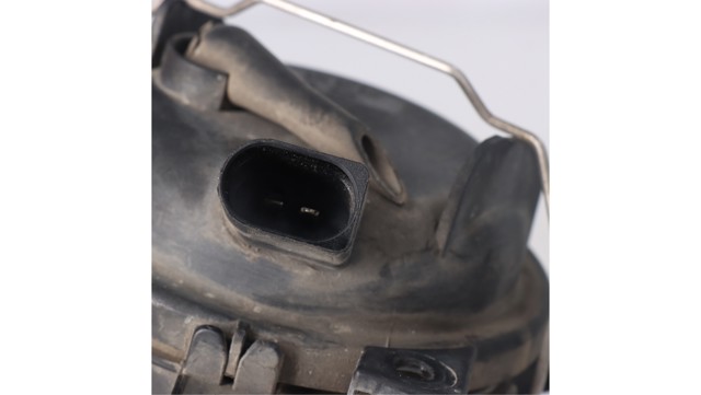 Obrzeże lampy przeciwmgielnej prawej 5P0941601 VAG