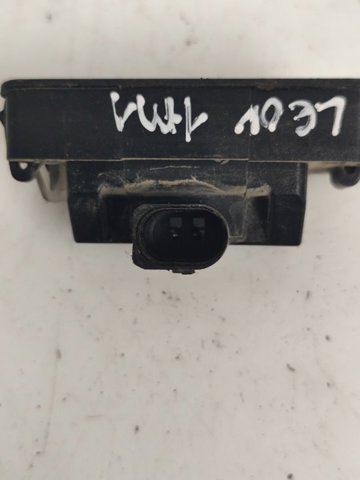 Lampa oświetlenia tylnej tablicy rejestracyjnej 5P0943021 VAG