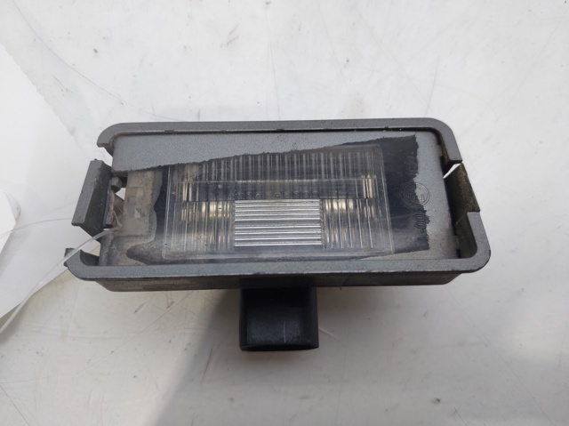 Lampa oświetlenia tylnej tablicy rejestracyjnej 5P0943021 VAG