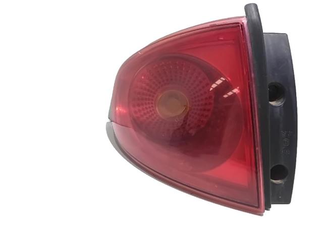 Lampa zespolona tylna lewa 5P0945095D VAG