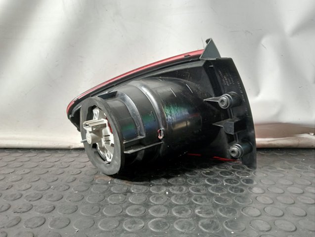Lampa zespolona tylna prawa 5P0945096E VAG