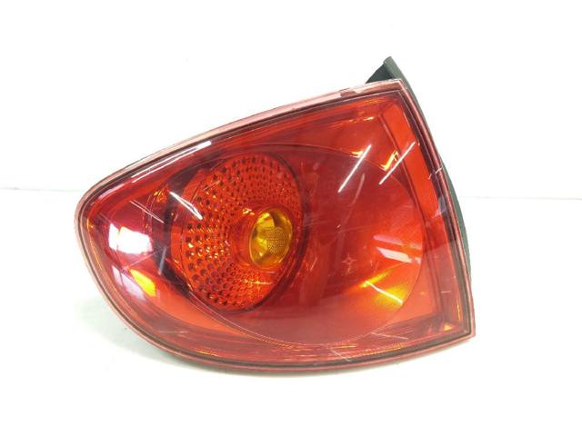 Lampa zespolona tylna lewa 5P0945111B VAG