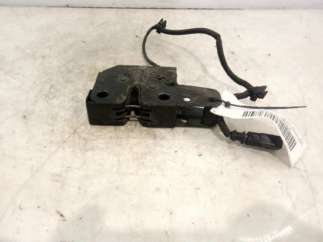 Zamek maski 5P1823509D VAG