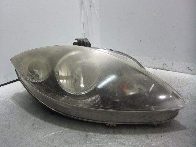 Reflektor prawy 5P1941006A VAG