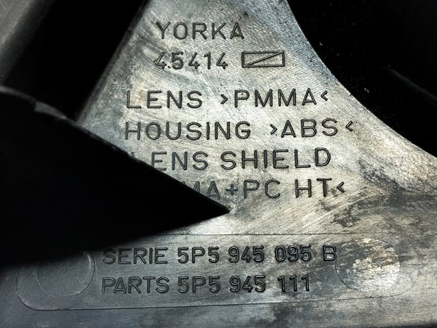 Lampa zespolona tylna lewa 5P5945095B VAG