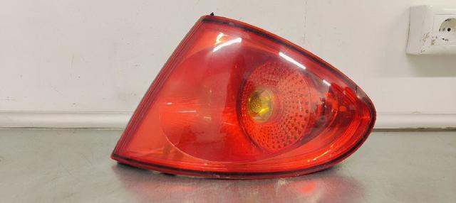 Lampa zespolona tylna prawa 5P5945096B VAG