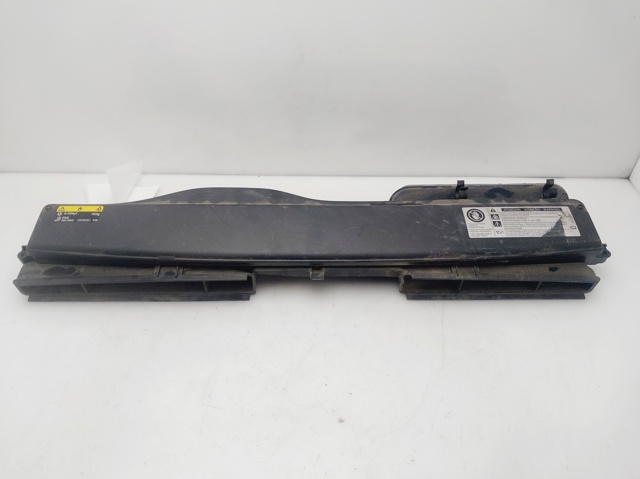 Wlot powietrza do filtra powietrza 5Q0129254B VAG