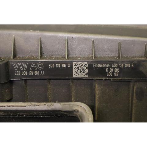 Obudowa filtra powietrza Volkswagen Golf BA5, BV5