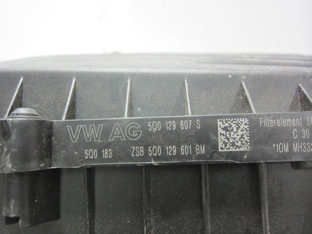 Obudowa filtra powietrza Volkswagen Golf 8 CD1, DA1