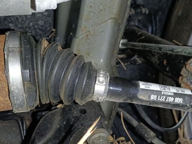 Półoś napędowa przednia lewa 5Q0407271DB VAG
