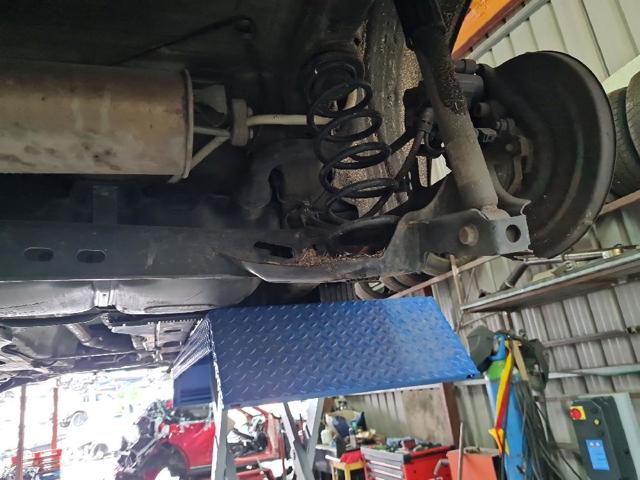 Korpus osi tylnej 5Q0501049BH VAG