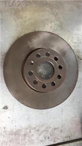 Tarcza hamulcowa przednia 5Q0615301H VAG