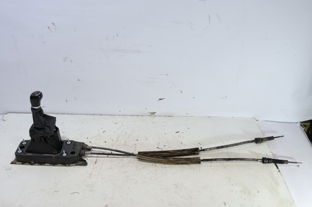 Mechanizm zmiany biegów (cięgno) 5Q0711049AP VAG