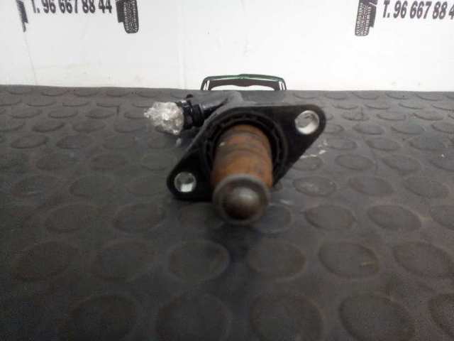 Cylinder roboczy sprzęgła 5Q0721261D VAG