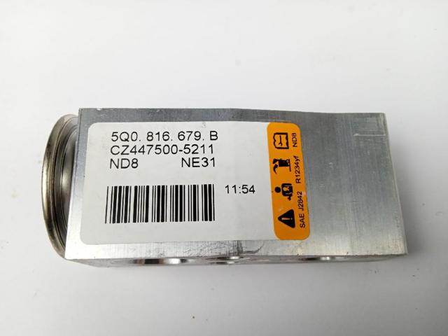 Zawór termostatyczny klimatyzacji 5Q0816679B VAG