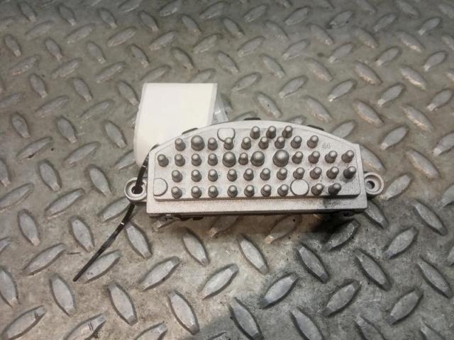 Rezystor wentylatora nagrzewnicy (ogrzewacza kabiny) 5Q0907521C VAG