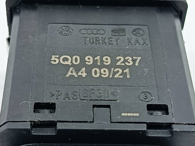 Przełącznik do dezaktywacji poduszki bezpieczeństwa pasażera 5Q0919237 VAG