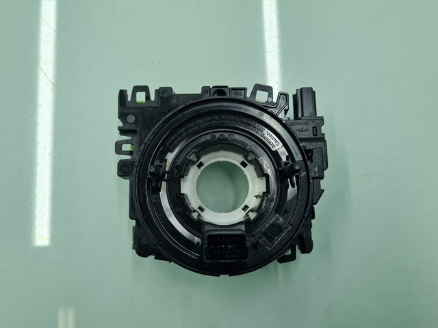 Pierścień kontaktowy AIRBAG, taśma kierownicy  5Q0953549E VAG