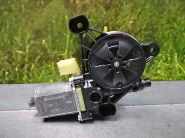 5Q0959802B VAG