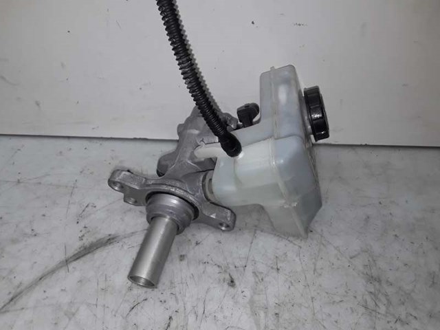 Zbiorniczek głównego cylindra hamulcowego (płynu hamulcowego) 5Q1611301 VAG