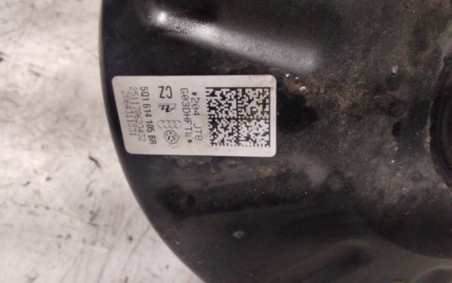 Wzmacniacz próżniowy hamulców 5Q1614105BR VAG